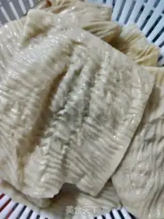 Make Spicy bean skin step 1