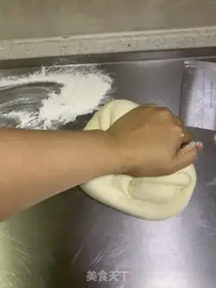 Make Onion beef buns step 8