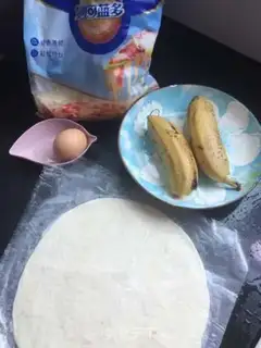 Make Banana cheesecake step 0