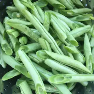Make Spicy bean horns step 3