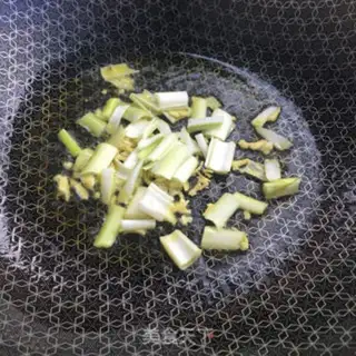 Make Spicy bean horns step 4