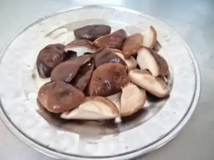Make The mushrooms step 0