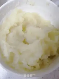 Make Cheese potato ball step 1