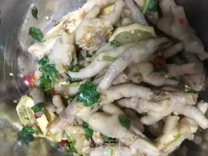 Make Sour chicken claws step 6