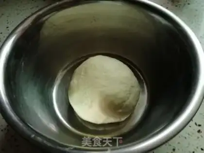 Make Chinese soft bread step 1