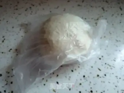Make Chinese soft bread step 2