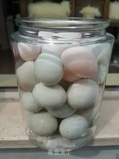 Make Pickled duck eggs step 3