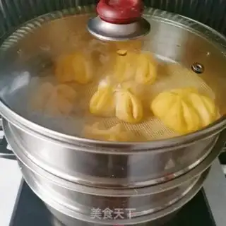 Make Pumpkin rolls step 17