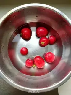 Make Sweet cherry carrots step 1