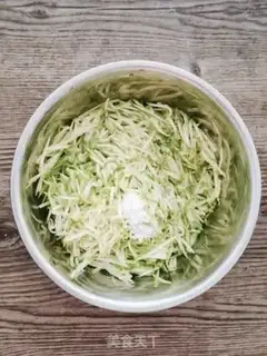 Make Three fresh pies step 1