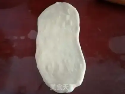 Make Chinese soft bread step 7