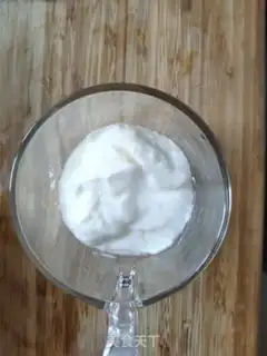 Make Mango yogurt cup step 2