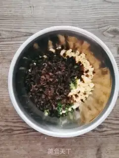 Make Three fresh pies step 5