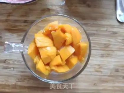 Make Mango yogurt cup step 3