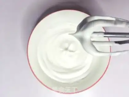 Make Butter strawberry cake step 6