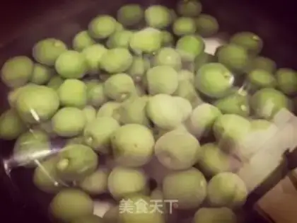 Make Blue plum wine step 1