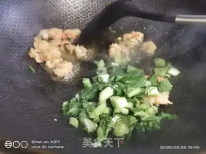 Make Shrimp spinach step 1
