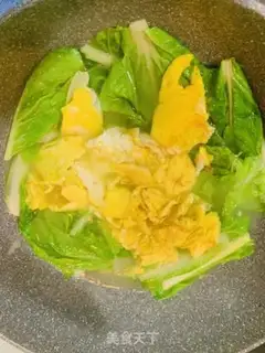 Make Soy sauce and egg soup step 4
