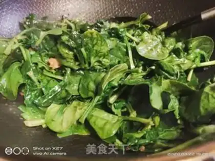 Make Shrimp spinach step 3