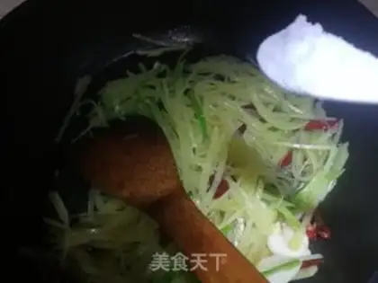 Make Spicy potatoes step 8