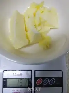 Make Strawberry nut ice cream step 2