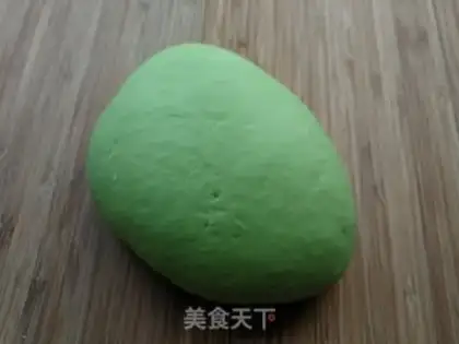 Make Spinach bean rolls step 2