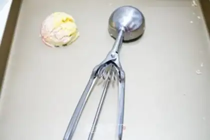 Make Ice cream cookies step 10