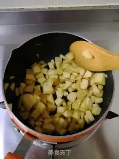 Make Cinnamon apple pie step 4