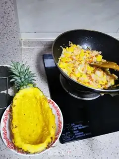 Make Shrimp pineapple rice step 8