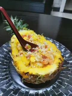 Make Shrimp pineapple rice step 9