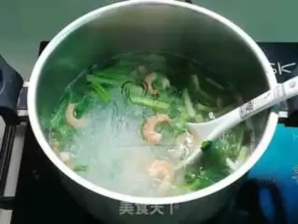Make The fan shrimp celery soup step 5