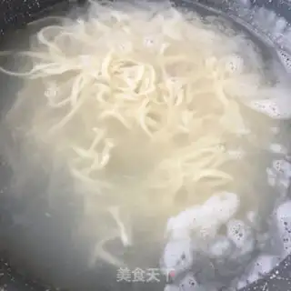 Make Red beef noodles step 19
