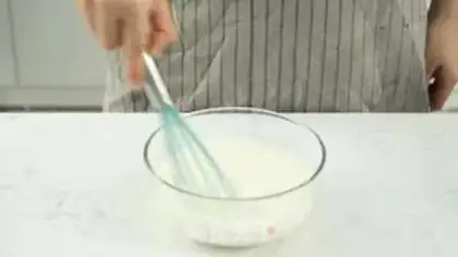 Make Ollio yogurt mousse step 4
