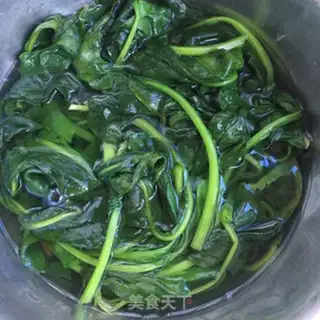 Make Spinach with carrots step 4
