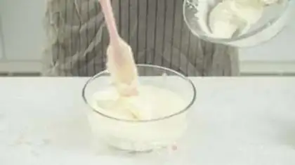 Make Ollio yogurt mousse step 6