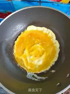 Make Shrimp fried eggs step 5