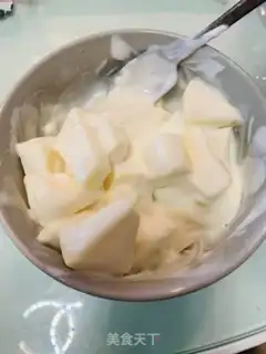 Make Yogurt apples step 3