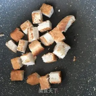 Make Egg toast salad step 3
