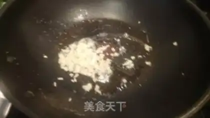 Make Cream shrimp pasta step 1