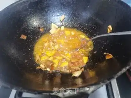Make Bread bowl, red curry pineapple chicken step 6