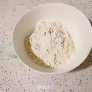 Make Beef hand and egg noodles step 0