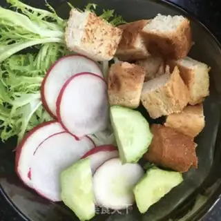Make Egg toast salad step 6