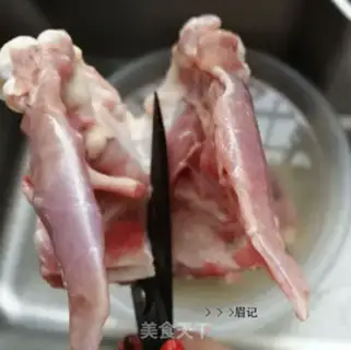 Make Red duck collarbone step 1