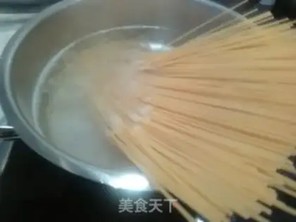 Make Cream shrimp pasta step 4