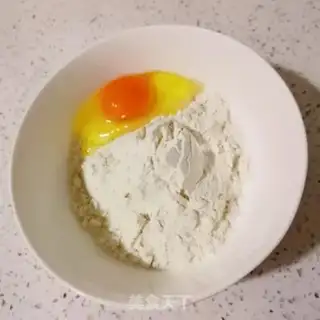 Make Beef hand and egg noodles step 1