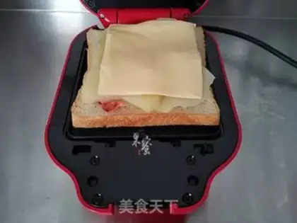 Make Potato bacon sandwich step 4