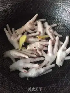 Make Lemon chicken claws step 1