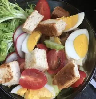 Make Egg toast salad step 8