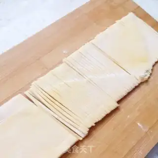 Make Beef hand and egg noodles step 7