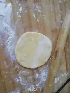 Make Pumpkin rolls step 4